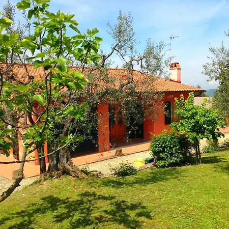 Tatil Evi Getaway Amidst Vineyards *